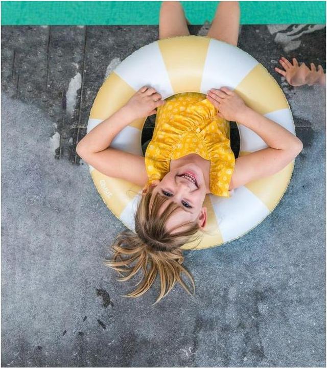 Produktbild Quut Schwimmring Medium Banana Blue 60 cm, Breite: 60