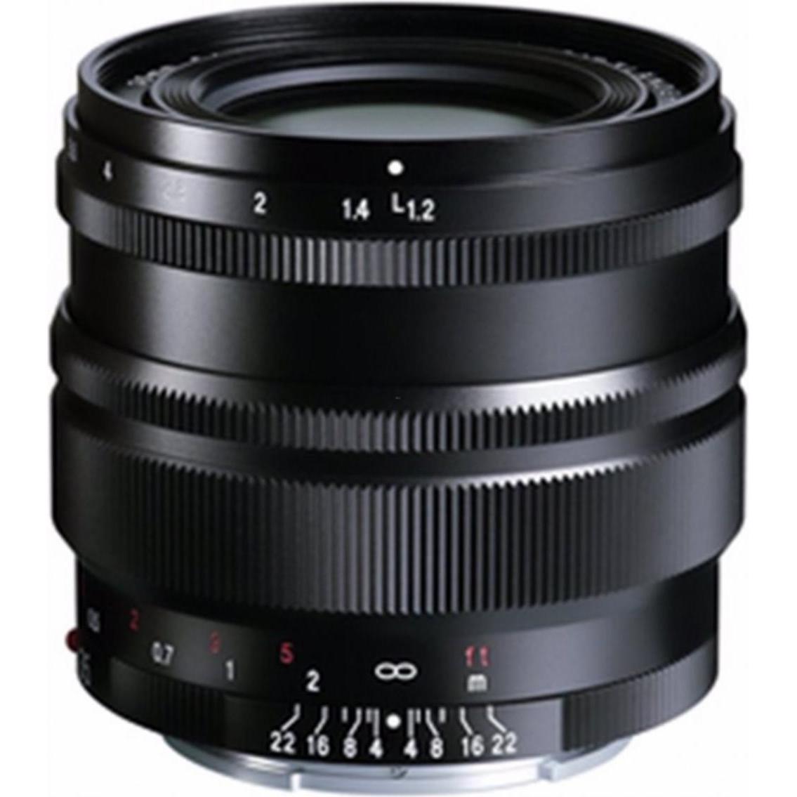 Voigtländer Nokton 35mm f/1.2 SE - buy at Digitec