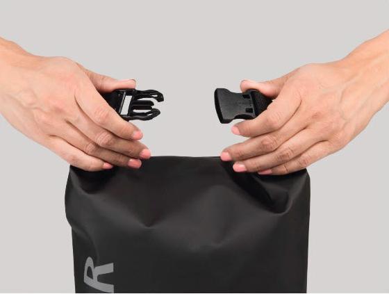 Produktbild Hama Outdoortasche wasserdicht, 10 l, schwarz (10 l)