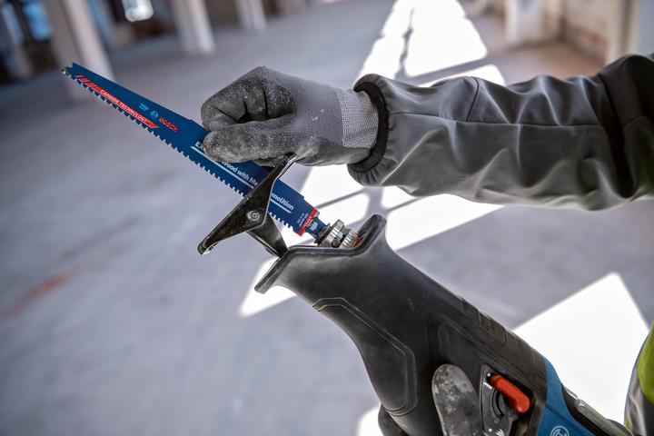 Actual product image Bosch Professional GSA 18V-28