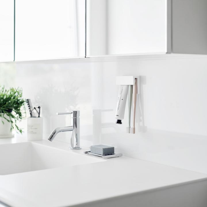 Produktbild Yamazaki Breiter Klebehaken-Zahnbürsten- und Zahnpasta-Halter TOWER