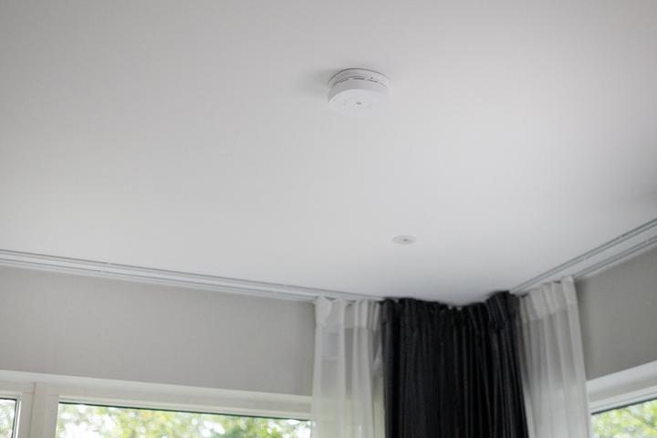 Actual product image Housegard Luma 230V rgalarm, inkl. 10-rs batteri