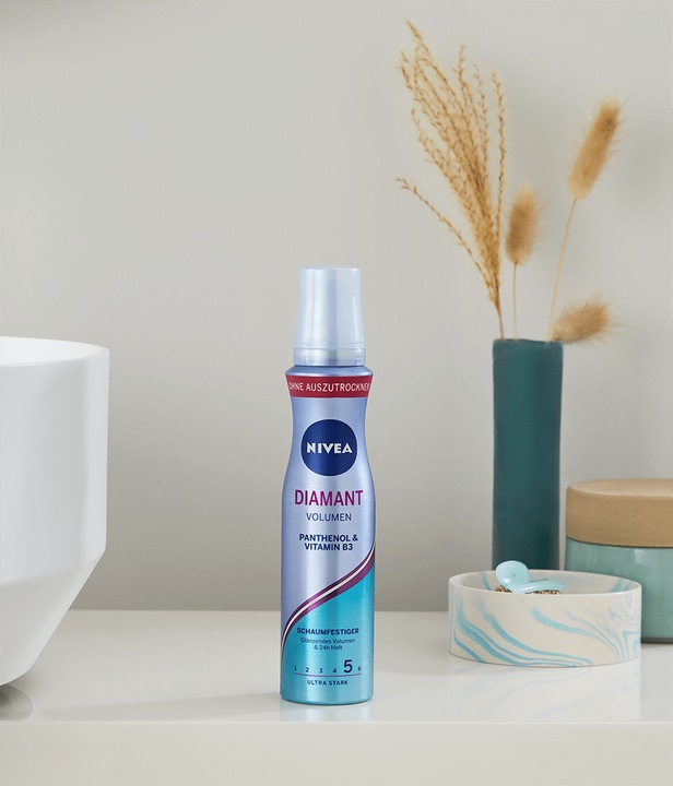 Actual product image NIVEA Diamant Volumen Schaumfestiger (150 ml, Volume foam)