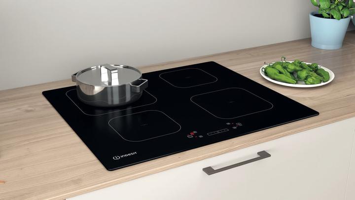 Actual product image Indesit IS 83Q60NE (59 cm, Induction hob)