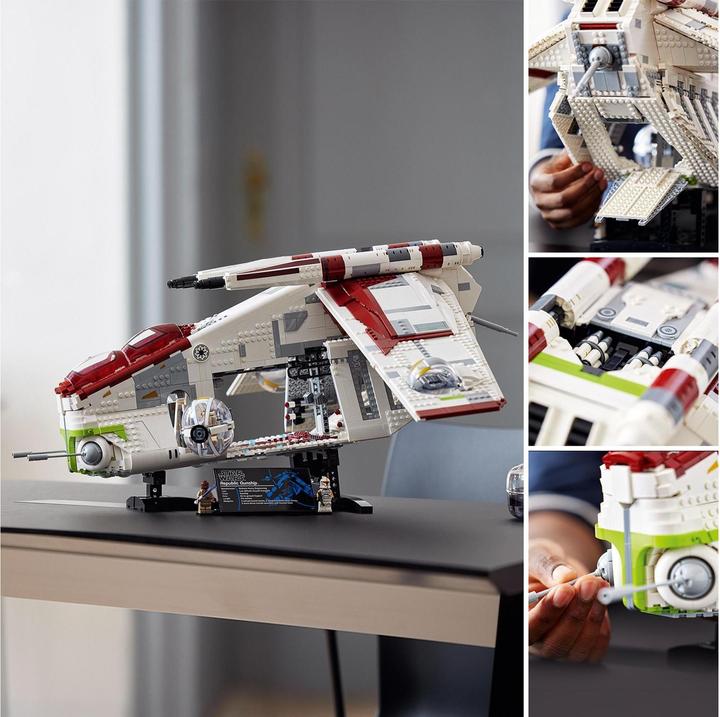 Actual product image LEGO UCS Republic Gunship (75309, LEGO Rare Sets, LEGO Star Wars)