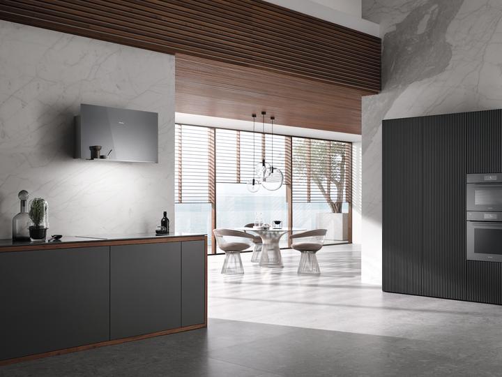 Actual product image Miele DA 9092 W Screen (Wall hood)