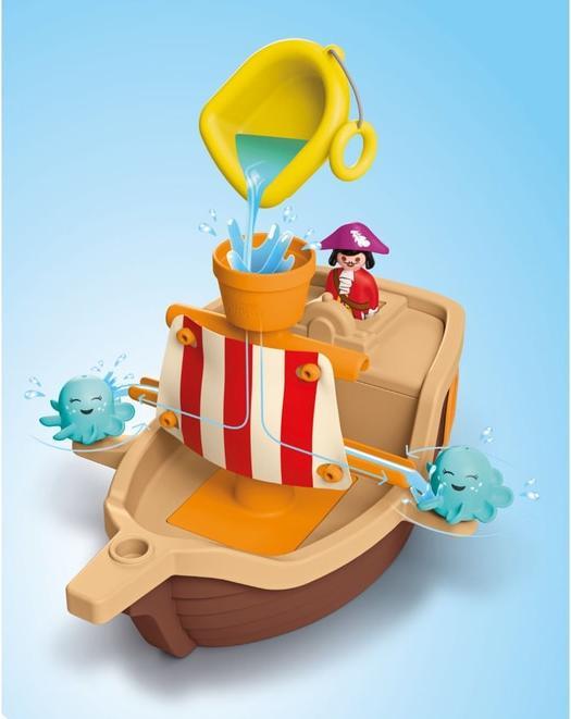 Image du produit Playmobil Disney : Bateau pirate de Peter Pan avec éclaboussures d'eau (71769, Playmobil Junior)