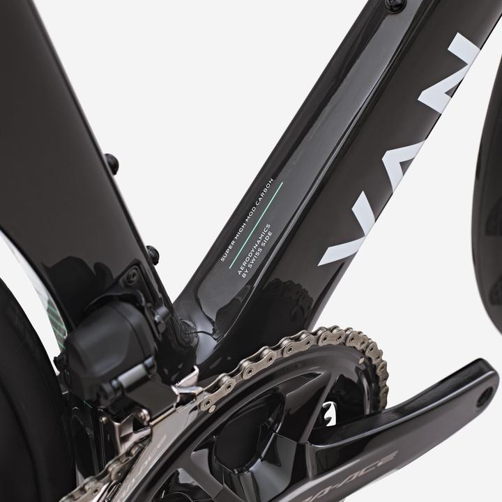 Actual product image Van rysel Rennrad Race RCR-F Pro CF Shimano Dura Ace Di2 Decathlon AG2R La Mondiale