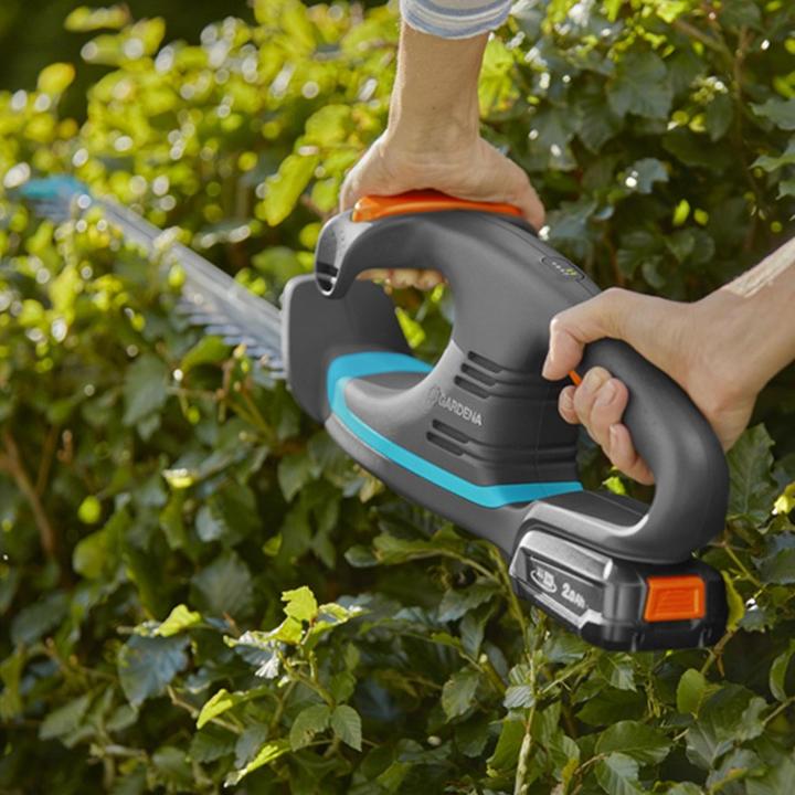 Produktbild Gardena EasyCut P4A (Akkubetrieb)