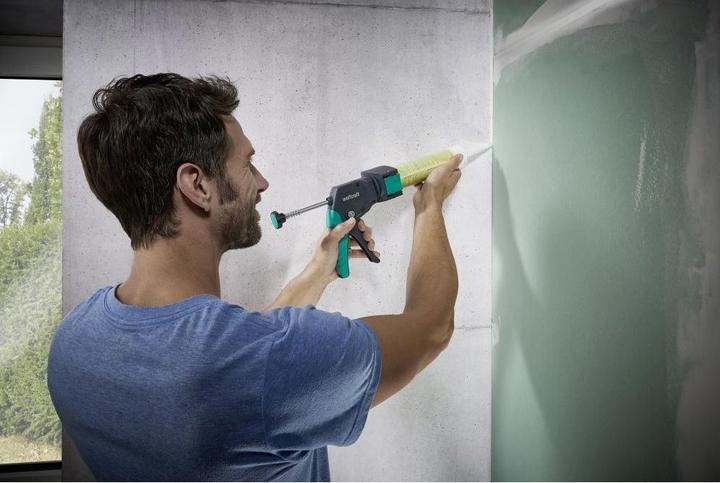 Actual product image wolfcraft MG 310 COMPACT Caulking Gun