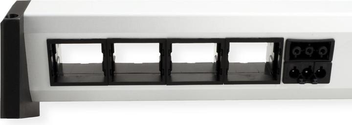Produktbild Bachmann DESK 3xUTE & 4xModule GST18 (3 x, CEE 7/3, CEE 7/5)