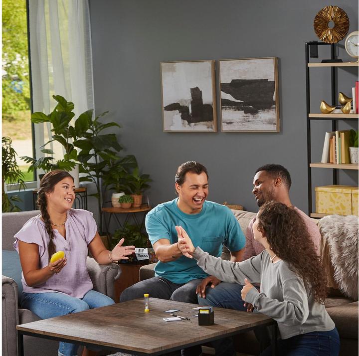 Actual product image Hasbro Gaming Taboo, f (French, 4 - 10 Players)