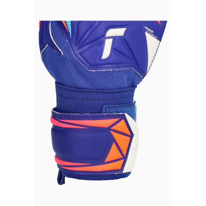 Produktbild Reusch Attrakt Grip Kinder-Torwarthandschuhe (8)