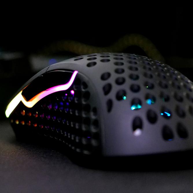 Productafbeelding CHERRY xtrfy M4 RGB (Bedraad)