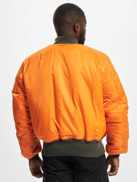 Image du produit Alpha Industries MA-1 - 41663 (XL)