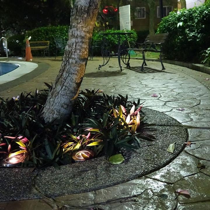 Actual product image Esmée LED Solar Lamp (15 lm, IP67)