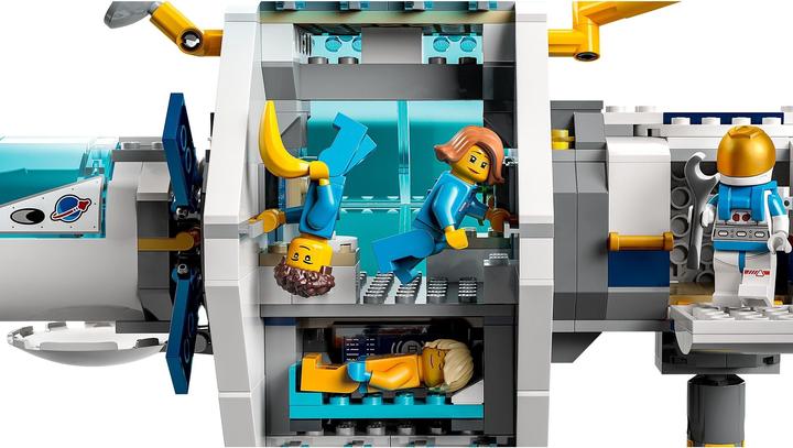 Actual product image LEGO Lunar Space Station (60349, LEGO City)