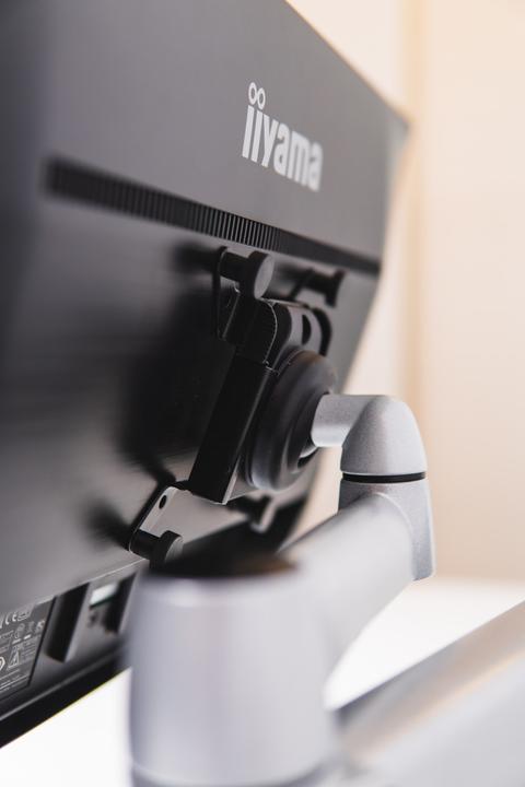 Produktbild Bakker Elkhuizen Space-arm flatscreen arm (Tisch, 24", 7.50 kg)