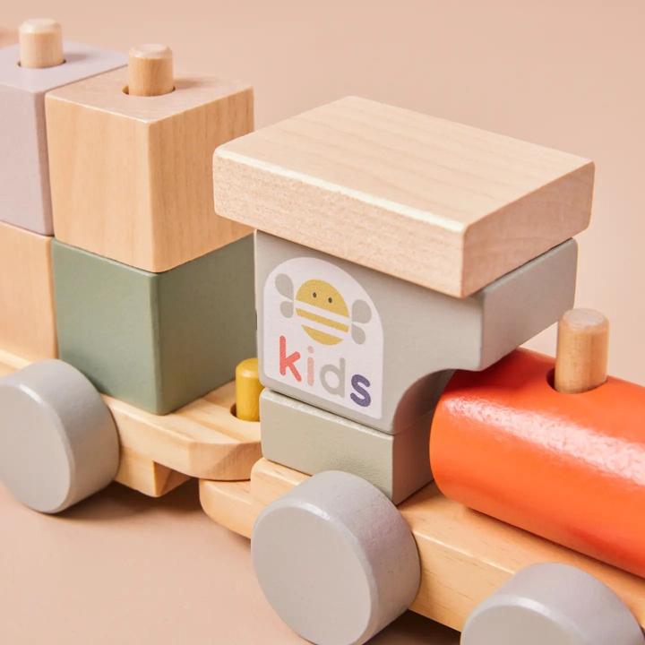 Produktbild Just Bee Kids Holz-Zug zum Ziehen (FSC)