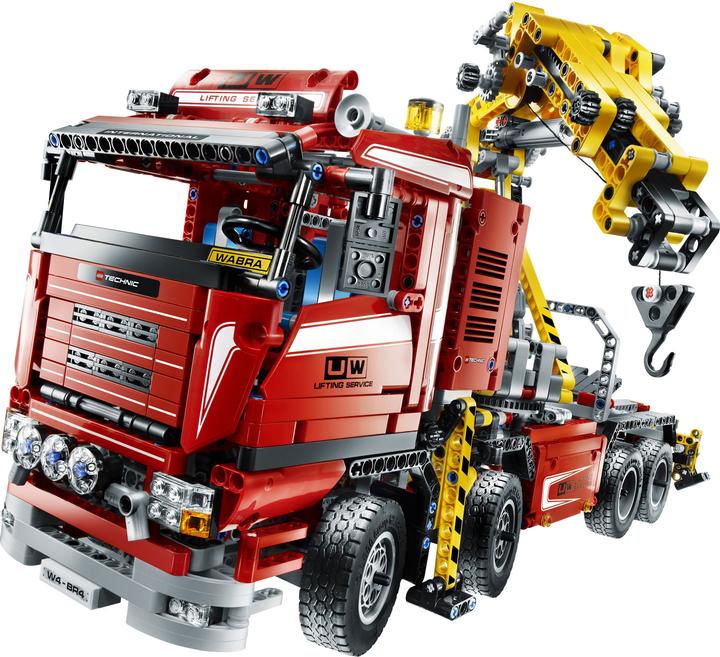 Actual product image LEGO Crane Truck (8258, LEGO Technic)