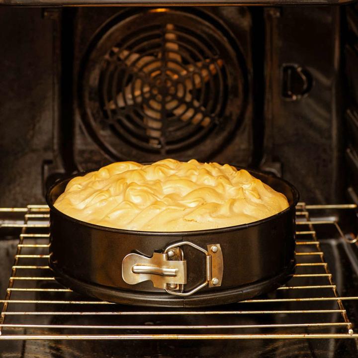 Actual product image Intirilife 4-piece springform pan set (18 cm)