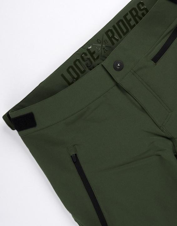 Actual product image Loose Riders Evo Shorts (32)