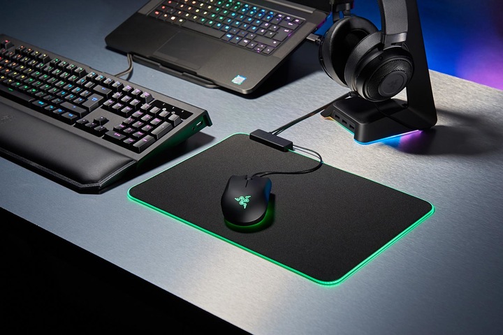 Produktbild Razer Goliathus Chroma (M)