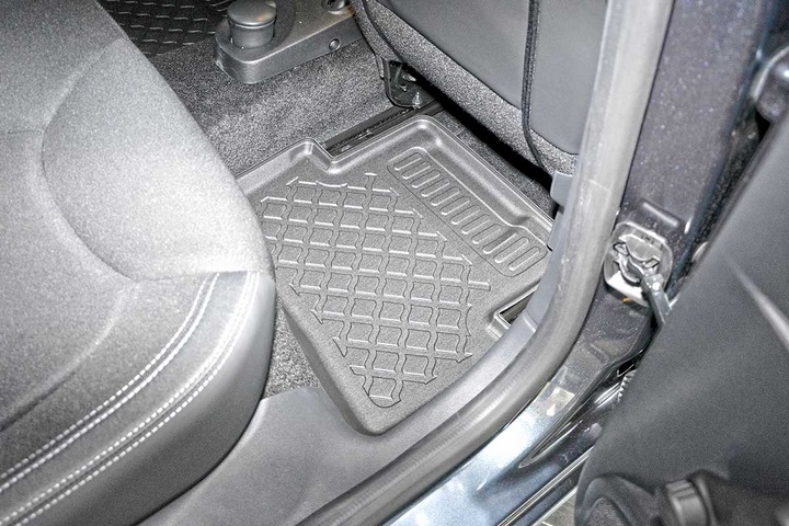 Produktbild Aristar Allwetter Fussmatten für Renault Clio + Grandtour ab 2012 bis 2021 (1 Set à 3 Fussmatten)