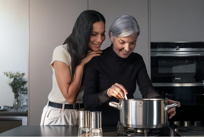 Actual product image WMF Gourmet Plus (24 cm, Pot, Stainless steel)