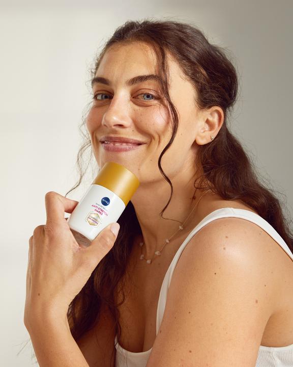 Actual product image NIVEA Luminous Body Öl-Serum Anti-Dehnungsstreifen (Body oil, 100 ml)
