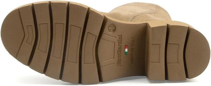 Image du produit Nero Giardini Urbania (36)