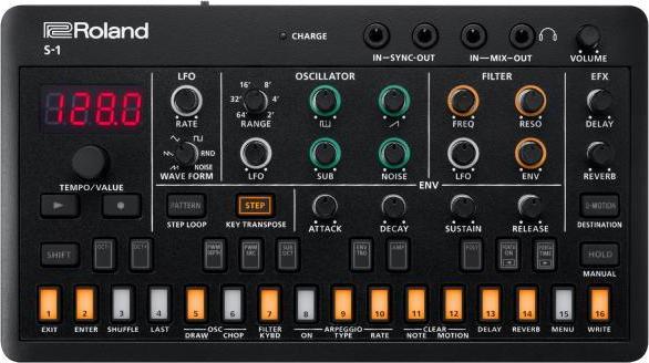 Produktbild Roland Aira S-1 Tweak Synthesizer mit Kopfhörer