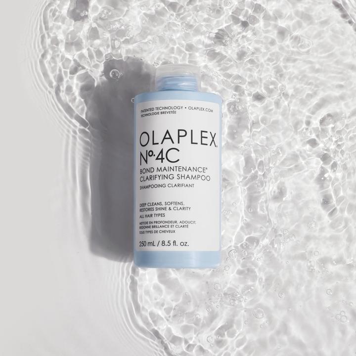 Image du produit Olaplex Bond Maintenance Clarifying Shampoo No. 4C (Shampoing liquide, 250 ml)