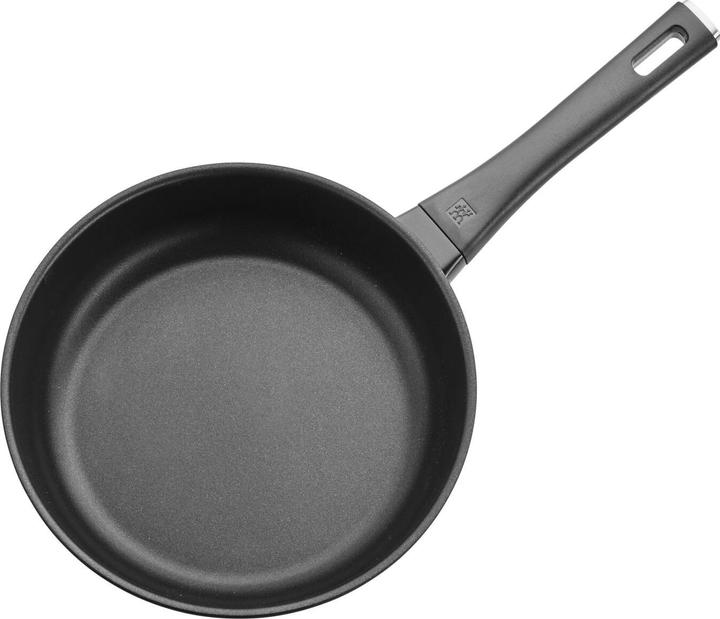 Actual product image Zwilling Madura Plus (24 cm, Frying pan, Aluminium)