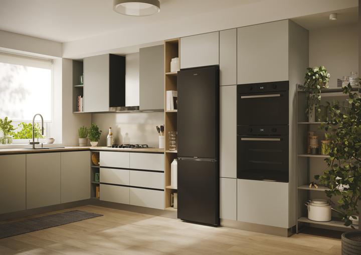 Actual product image Candy CNCQ2T518EB (279 l)