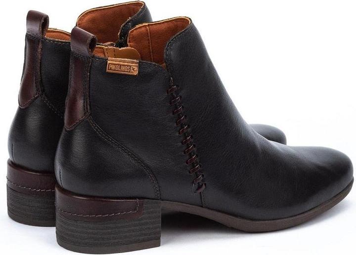 Actual product image Pikolinos Malaga (37)