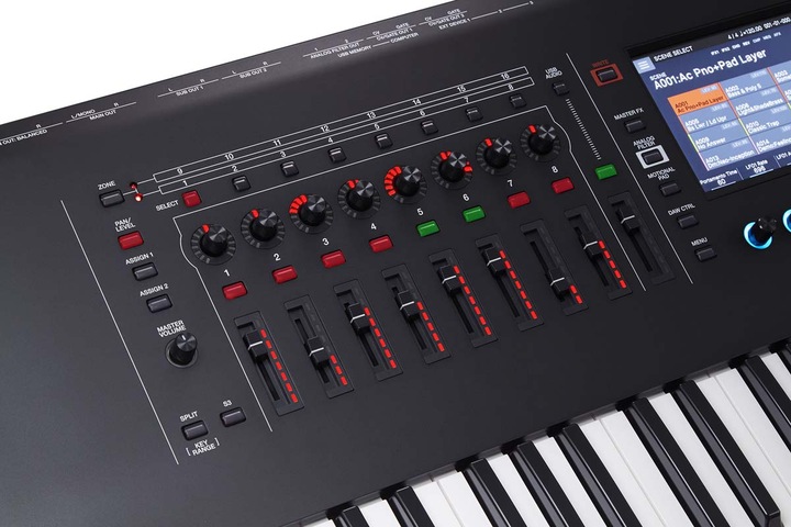 Produktbild Roland Fantom 8
