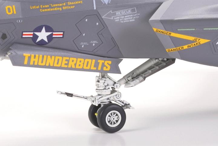 Produktbild Tamiya 1/72 Lockheed Martin F-35C Lightning II