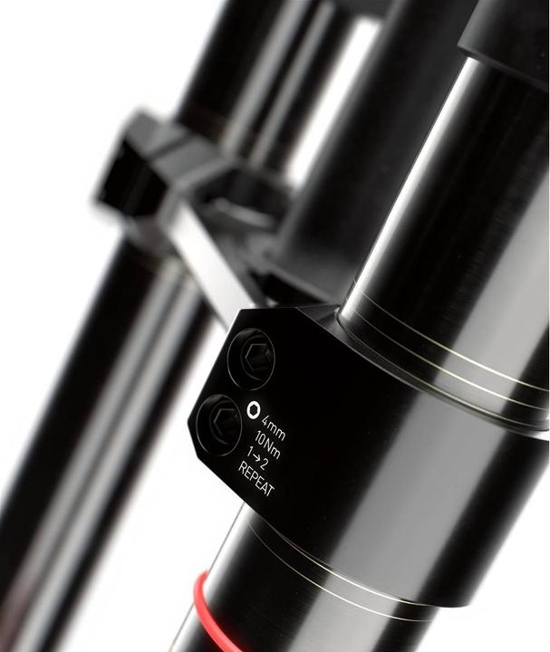Actual product image RockShox BoXXer Ultimate Charger3 (200 mm, Air)