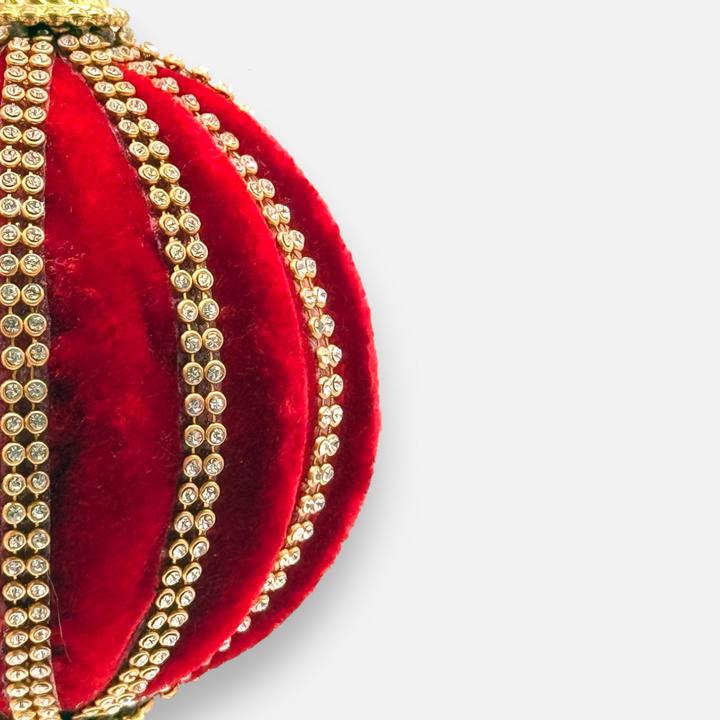 Mon Chouchou Weihnachtskugel Samt rot