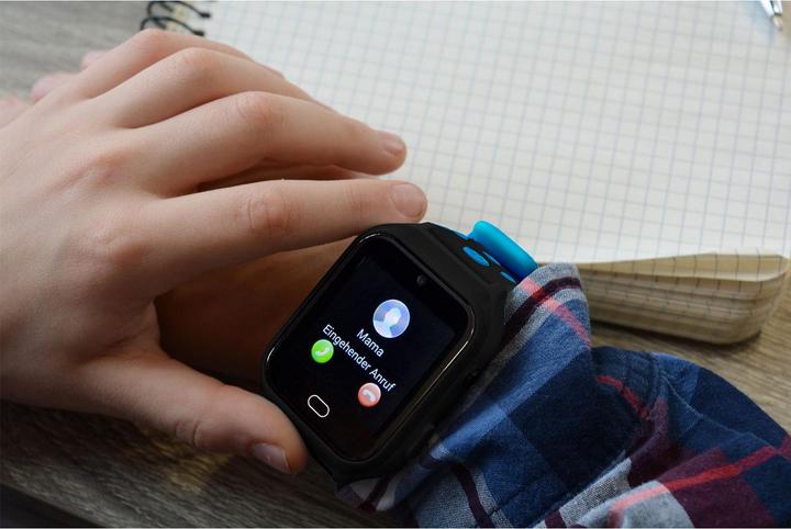 Actual product image Technaxx Kids' smartwatch with GPS, WLAN, 4G, SOS button (42 mm, 4G)