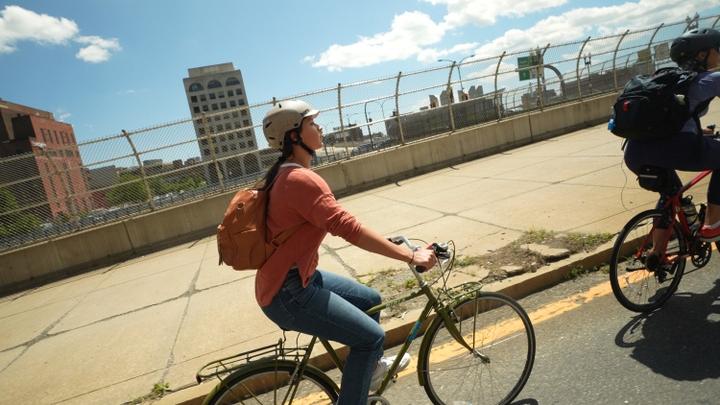 Actual product image Bern Watts 2.0 Mips (52 - 55 cm)