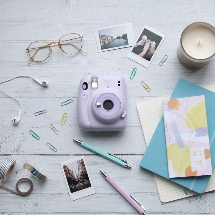 Actual product image Fujifilm Instax Mini 11