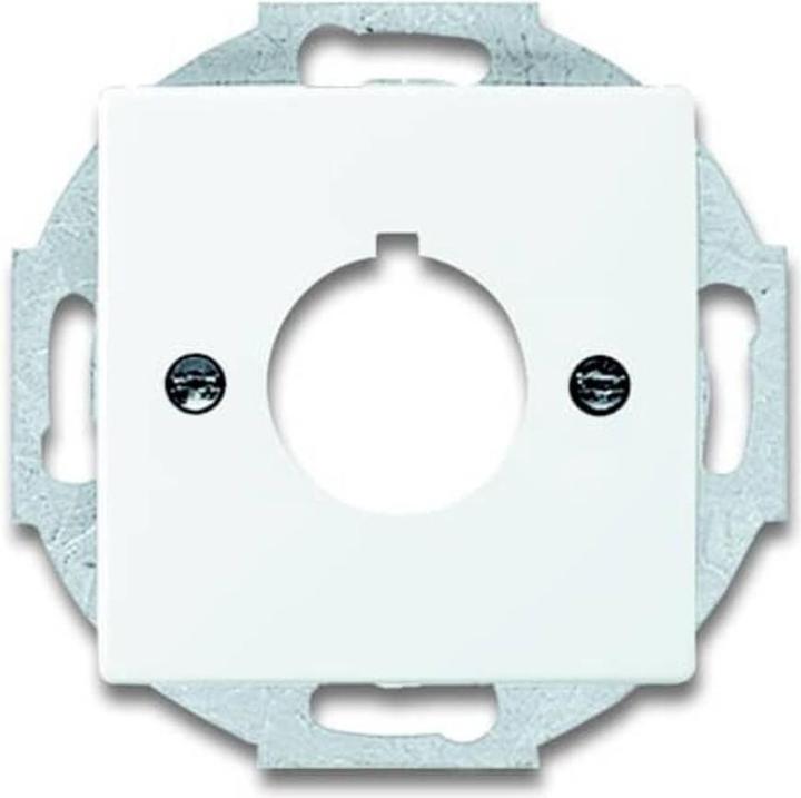 Studio white, Traffic information