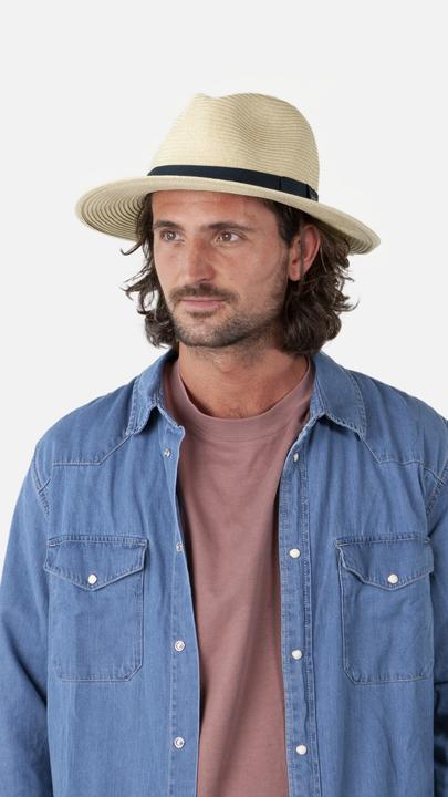Actual product image Barts Aveloz Hat (S)