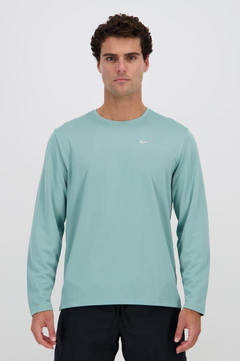 Actual product image Nike Miler Dri-Fit UV (S)