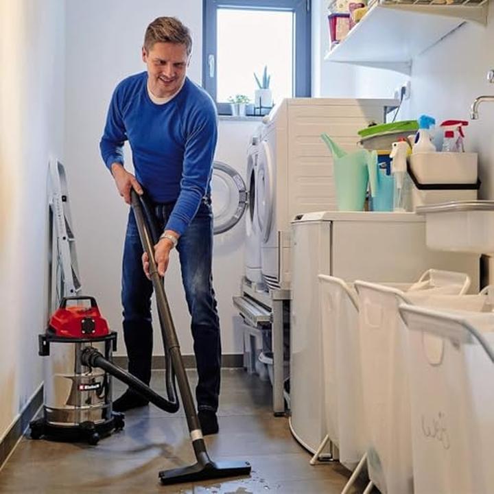 Image du produit Einhell Aspirateur eau et poussière TC-VC 1820 SA (Aspirateur eau et poussière)