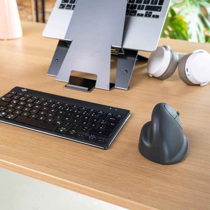 Actual product image R-Go Tools R-Go He Basic Medium Ergonomic Mouse Right-Handed Bluetooth (Wireless)