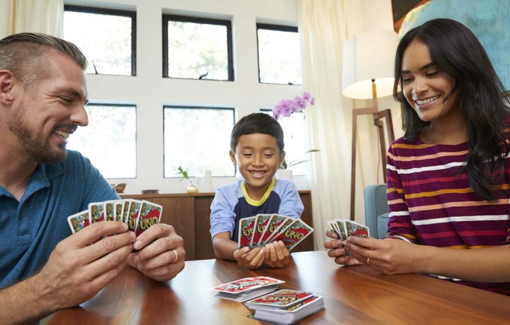 Immagine prodotto Mattel Games Uno (Inglese, Tedesco, Francese, Italiano)