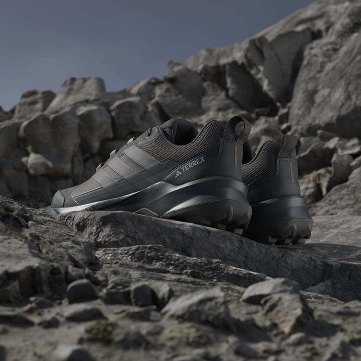 Actual product image Adidas Terrex Skychaser AX5 GORE-TEX (45, 45.5)
